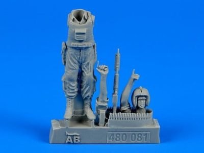 US Army helicopter gunner – Vietnam War