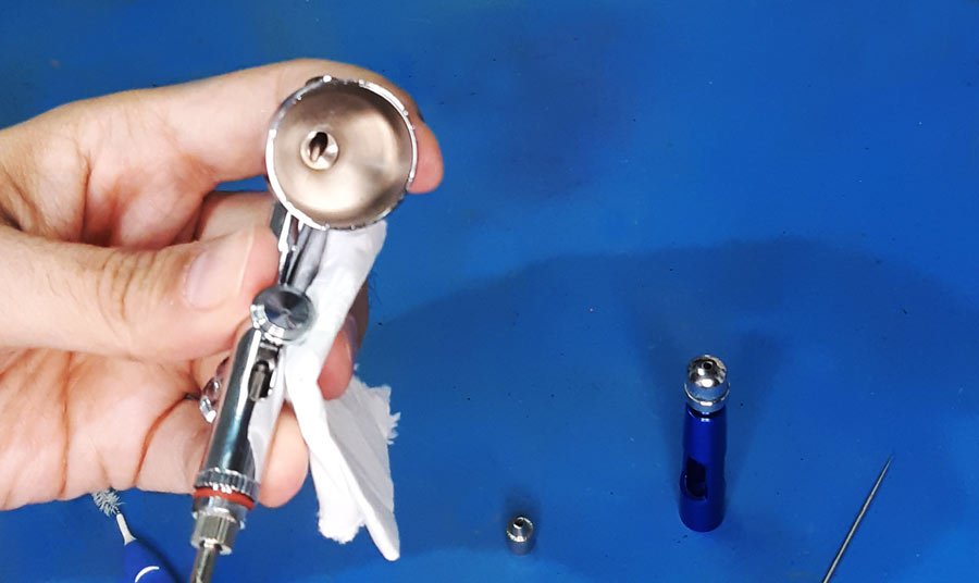 Uso y limpieza del aerógrafo