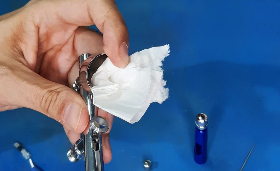 Uso y limpieza del aerógrafo