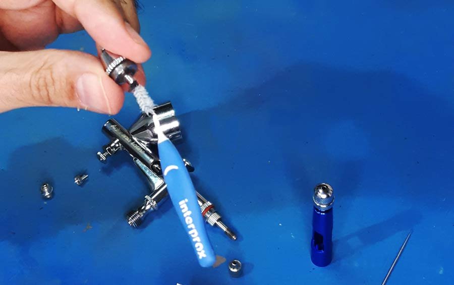 Uso y limpieza del aerógrafo