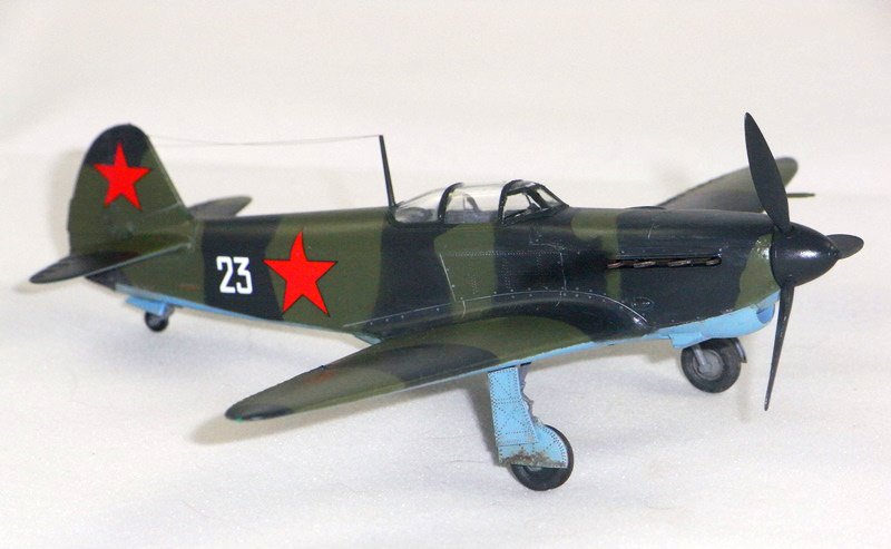 Consejos para pintar con aerógrafo modelo  YAK-1B de ARMA HOBBY